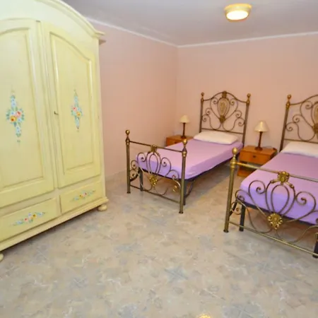 Holiday home Casa Baia Patu